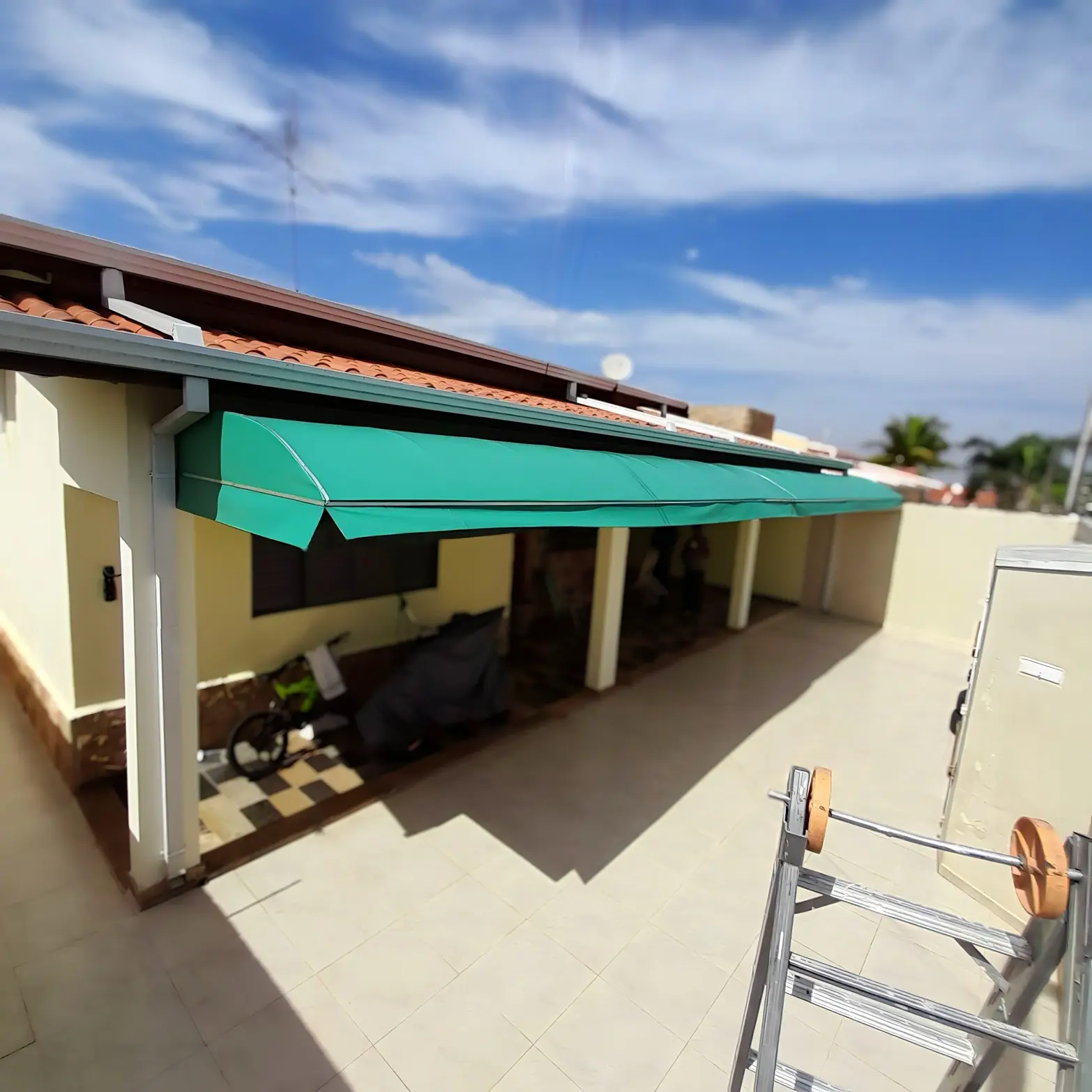 iToldos – Fábrica de Toldos Especializada - Transforme seu espaço com toldos e coberturas de alta qualidade. Atendimento rápido e instalação profissional!